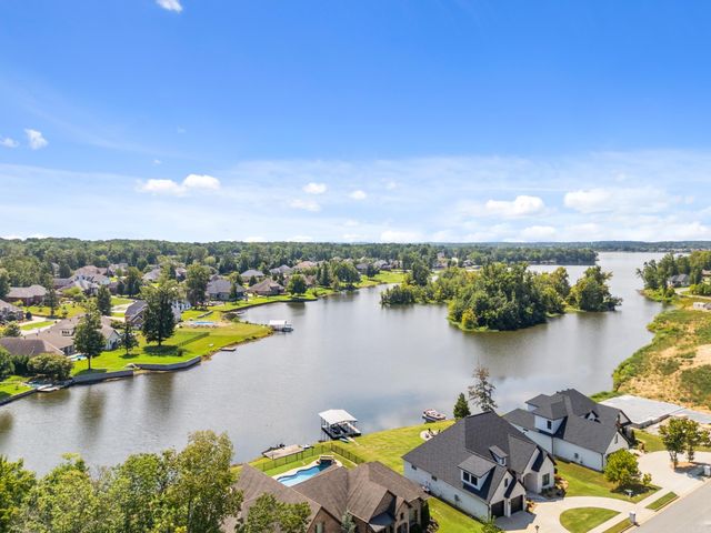 7717 S Shoreline Boulevard, Benton, AR 72019