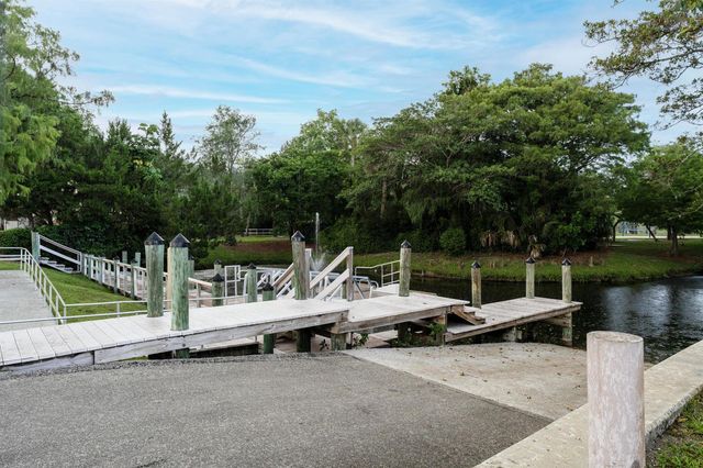 4080 Lake Drive, Coconut Creek, FL 33066