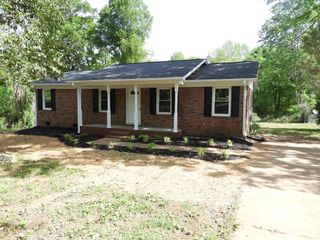 146 Crestmont Drive, Gaffney, SC 29341