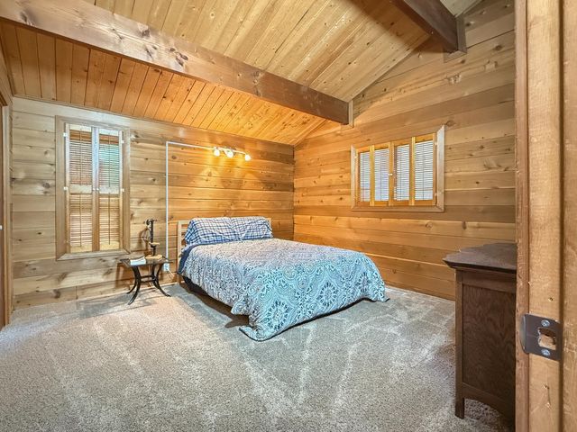 12970 Spanish Ln, Nevada City, CA 95959
