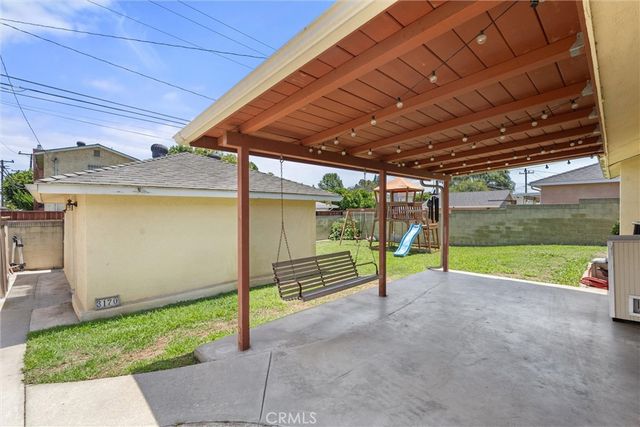 3170 N Los Coyotes Diagonal, Long Beach, CA 90808