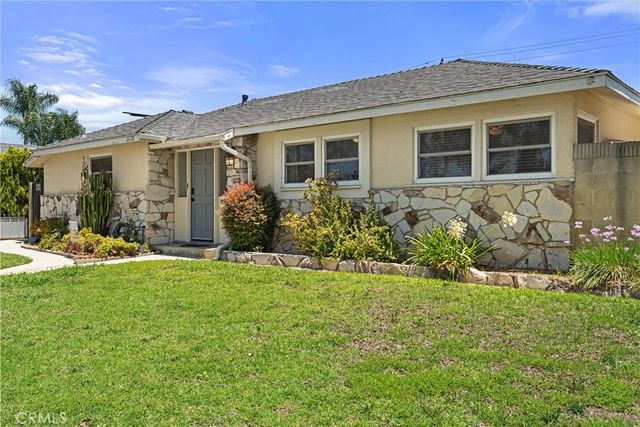 3170 N Los Coyotes Diagonal, Long Beach, CA 90808