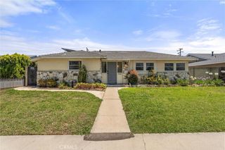 3170 N Los Coyotes Diagonal, Long Beach, CA 90808