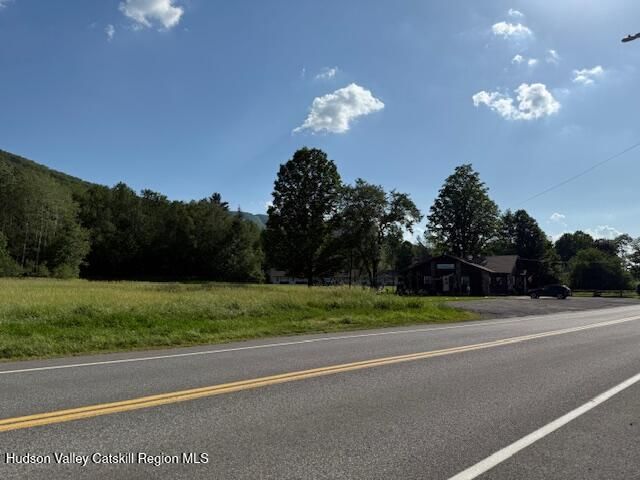 137-1 South Street, Windham, NY 12496