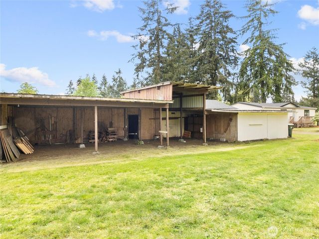 17720 Irwin Street SW, Rochester, WA 98579