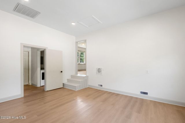 3521 Middle Sound Loop Road, Wilmington, NC 28411