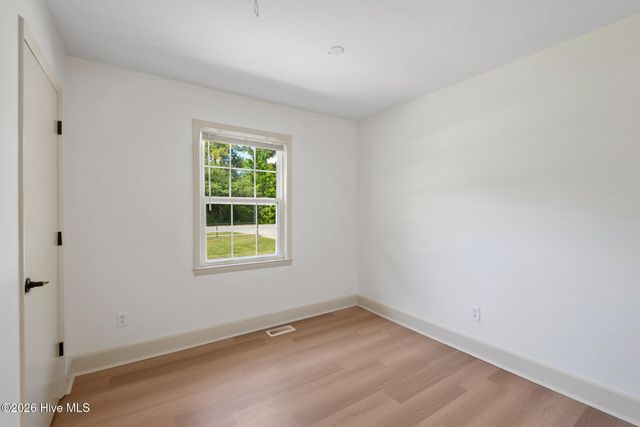 3521 Middle Sound Loop Road, Wilmington, NC 28411