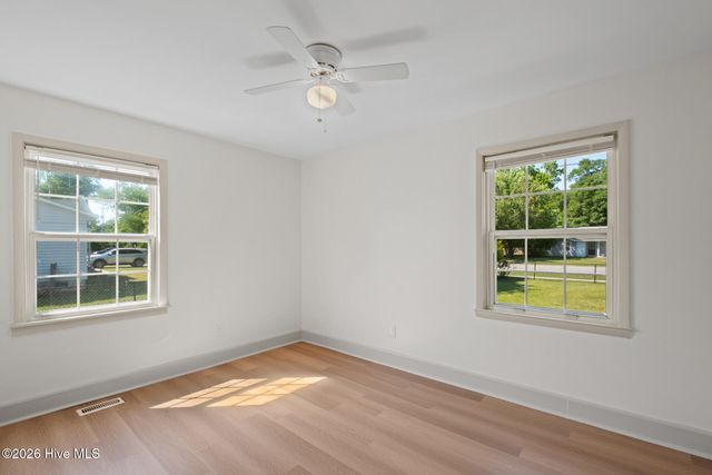 3521 Middle Sound Loop Road, Wilmington, NC 28411