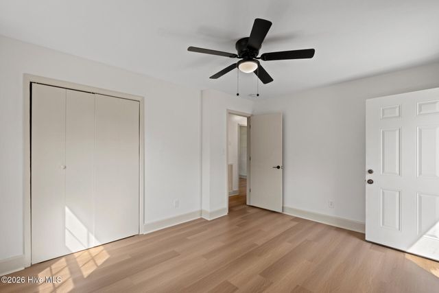 3521 Middle Sound Loop Road, Wilmington, NC 28411