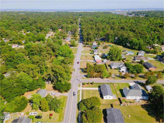 3521 Middle Sound Loop Road, Wilmington, NC 28411