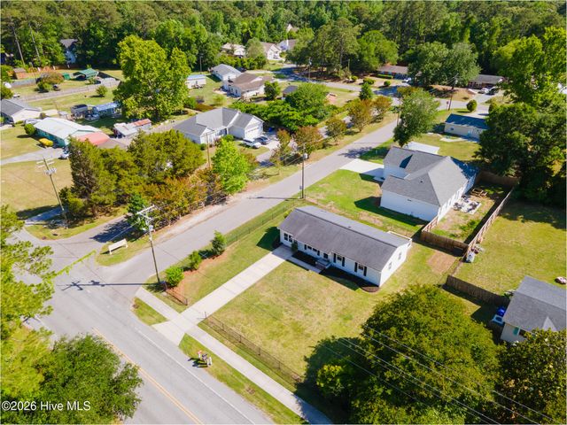 3521 Middle Sound Loop Road, Wilmington, NC 28411