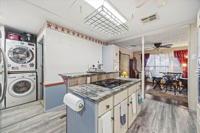 101 Joe White, Rockwall, TX 75087