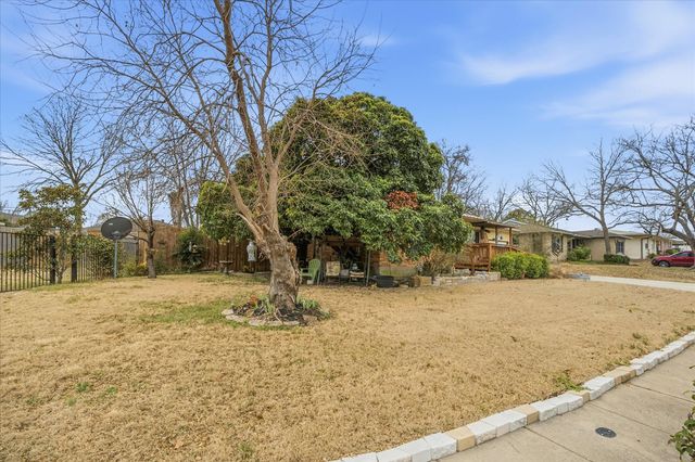 101 Joe White, Rockwall, TX 75087