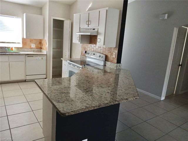 3307 Surfside BLVD, Cape Coral, FL 33914