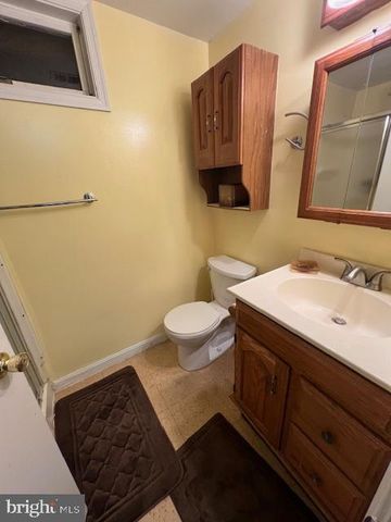 13308 VANDALIA DR, Rockville, MD 20853