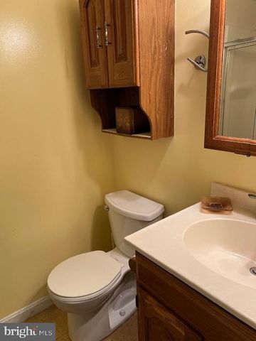 13308 VANDALIA DR, Rockville, MD 20853