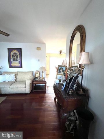 13308 VANDALIA DR, Rockville, MD 20853