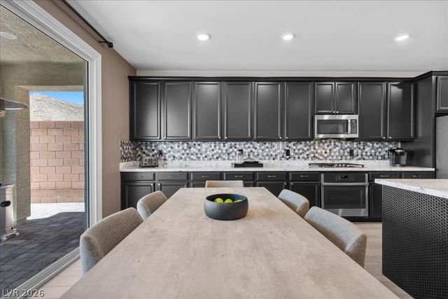 10801 Space Odyssey Avenue, Las Vegas, NV 89129