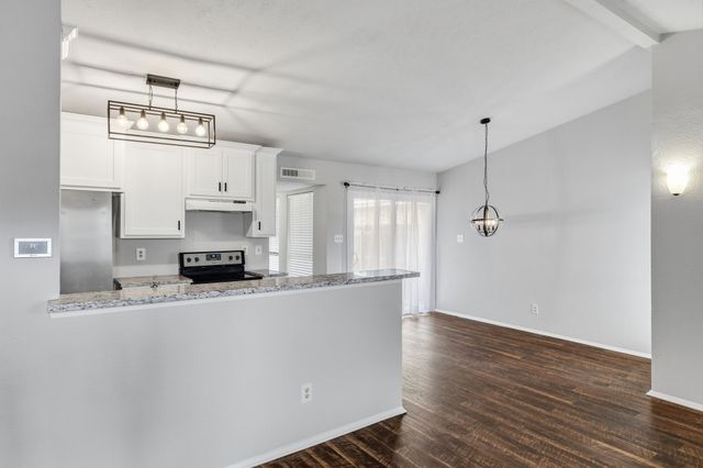 4625 Chapman Street, The Colony, TX 75056
