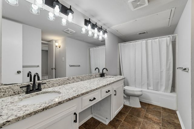 4625 Chapman Street, The Colony, TX 75056