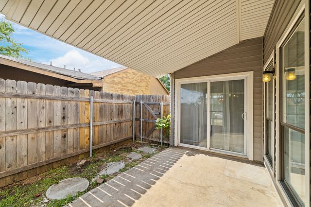 4625 Chapman Street, The Colony, TX 75056