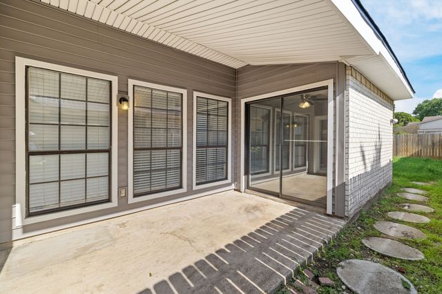 4625 Chapman Street, The Colony, TX 75056