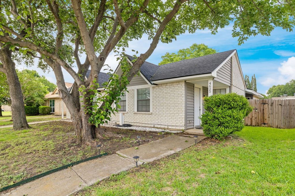 4625 Chapman Street, The Colony, TX 75056