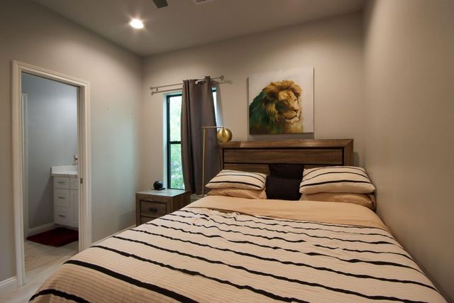 4206 Hershe Street, Houston, TX 77020