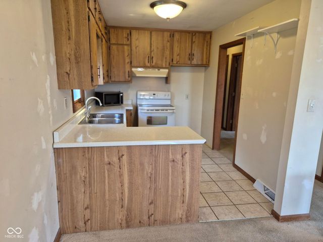 9036 E Raymond Street, Indianapolis, IN 46239