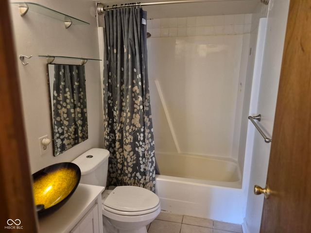 9036 E Raymond Street, Indianapolis, IN 46239