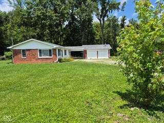 9036 E Raymond Street, Indianapolis, IN 46239
