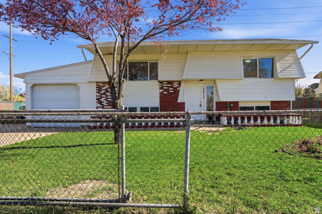 1211 W TAMARACK RD, Taylorsville, UT 84123