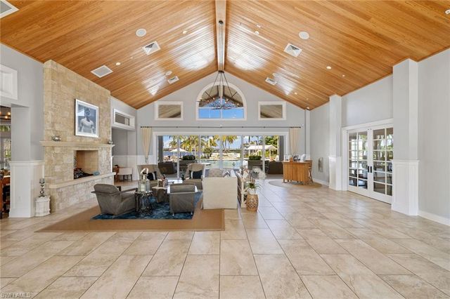 14433 Neptune AVE, Naples, FL 34114