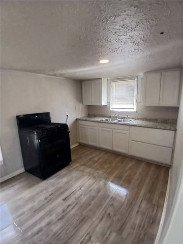 2534 Tarlton St, Corpus Christi, TX 78416