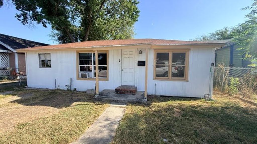 2534 Tarlton St, Corpus Christi, TX 78416 — exterior