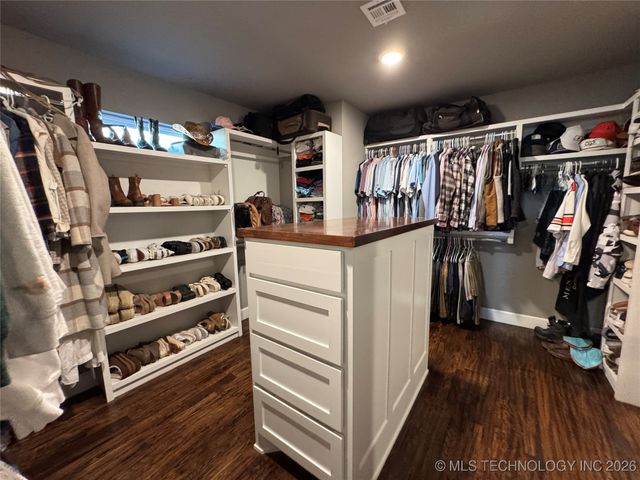 10828 S 274th East Avenue, Coweta, OK 74429