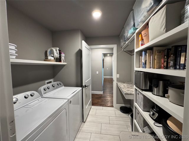 10828 S 274th East Avenue, Coweta, OK 74429