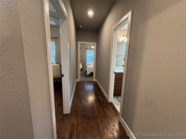 10828 S 274th East Avenue, Coweta, OK 74429