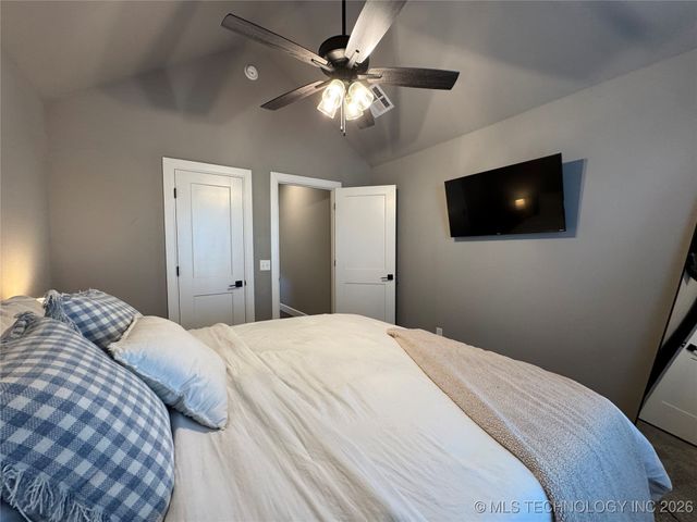 10828 S 274th East Avenue, Coweta, OK 74429