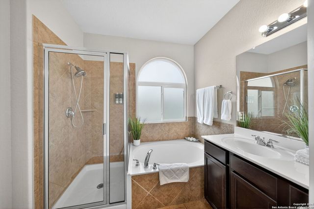 7202 Aldebaran Sun, San Antonio, TX 78252