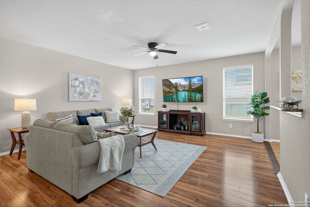 7202 Aldebaran Sun, San Antonio, TX 78252