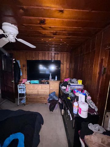 1820 Kenneth St, Modesto, CA 95351