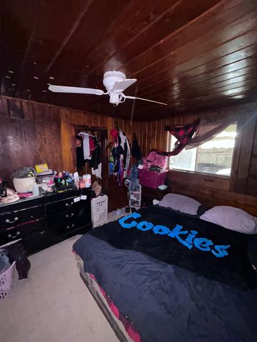 1820 Kenneth St, Modesto, CA 95351