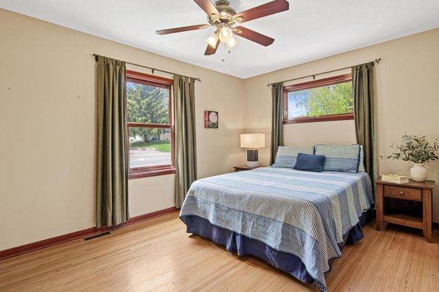 1420 Winnetka Avenue N, Golden Valley, MN 55427