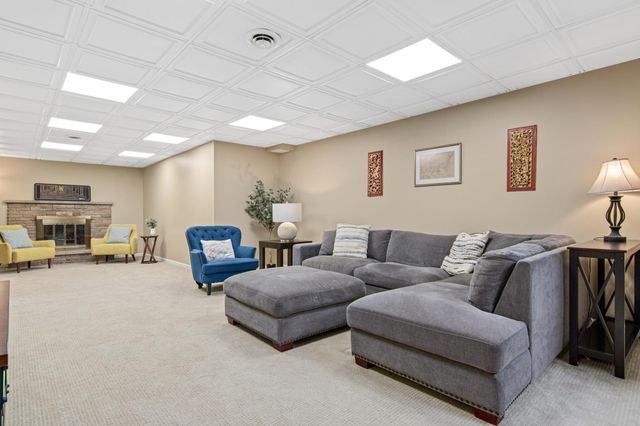 1420 Winnetka Avenue N, Golden Valley, MN 55427