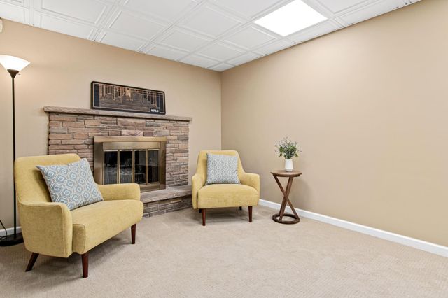 1420 Winnetka Avenue N, Golden Valley, MN 55427