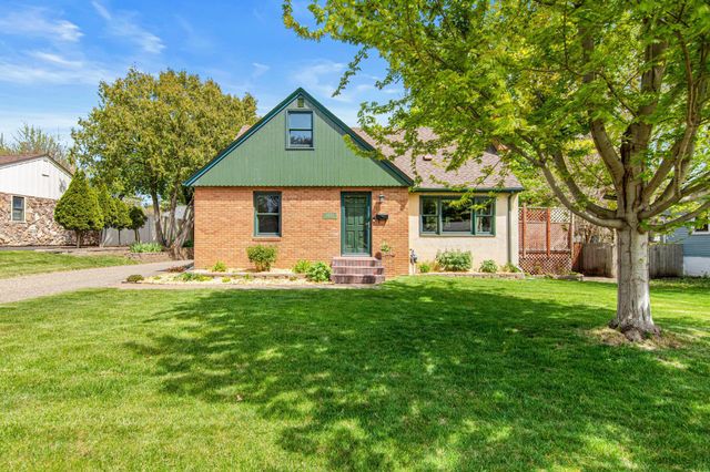 1420 Winnetka Avenue N, Golden Valley, MN 55427