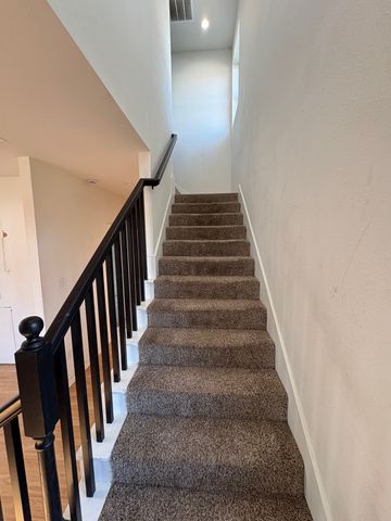 4209 Metropolitan Avenue, Dallas, TX 75210