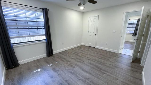 1551 N CONRAD AVENUE, Sarasota, FL 34237