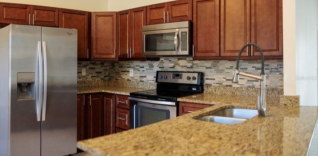 Image 7 of property listing at 1551 N CONRAD AVENUE, Sarasota, FL 34237